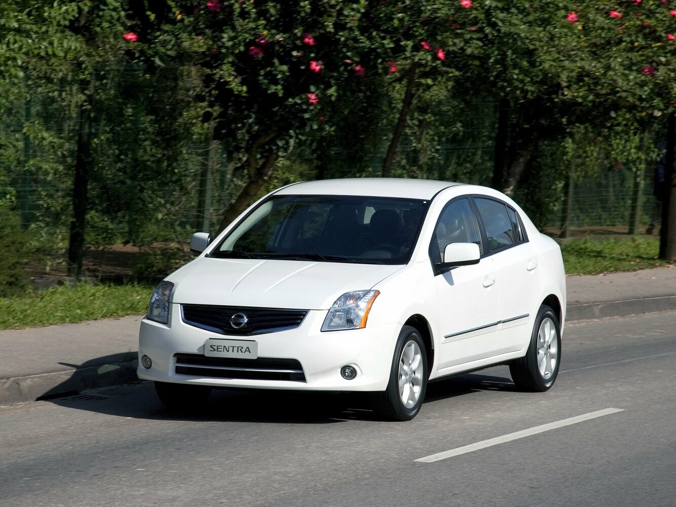 Nissan Sentra VI (B16) Рестайлинг