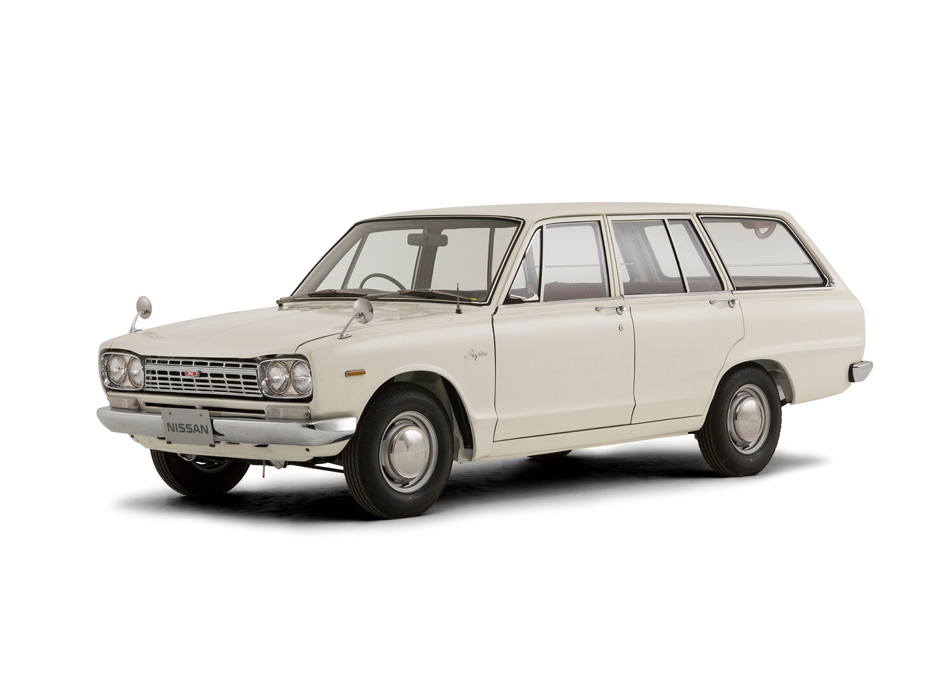 Nissan Skyline III (C10), вид сбоку