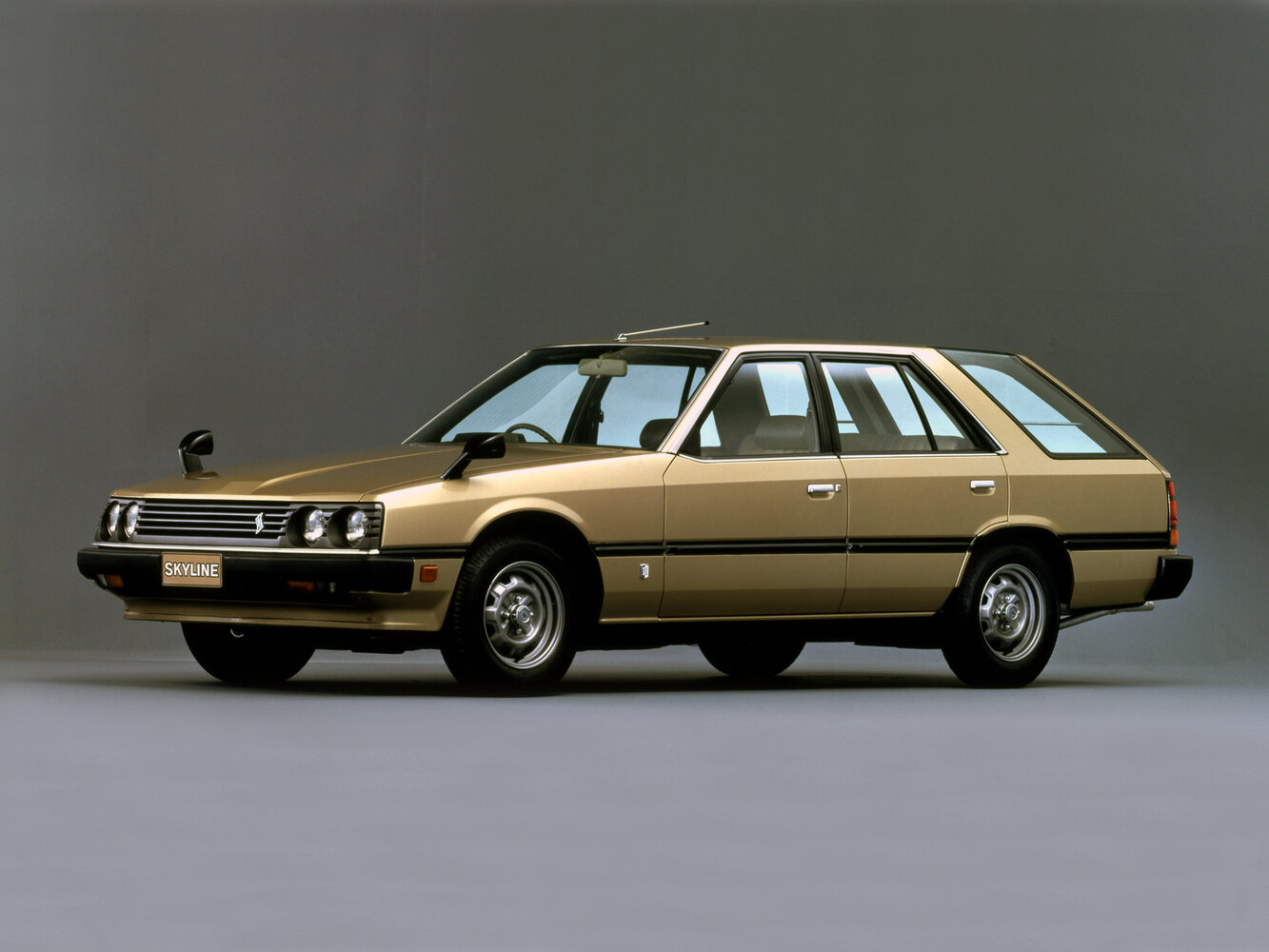 Nissan Skyline VI (R30), Универсал 5 дв.: фото поколения