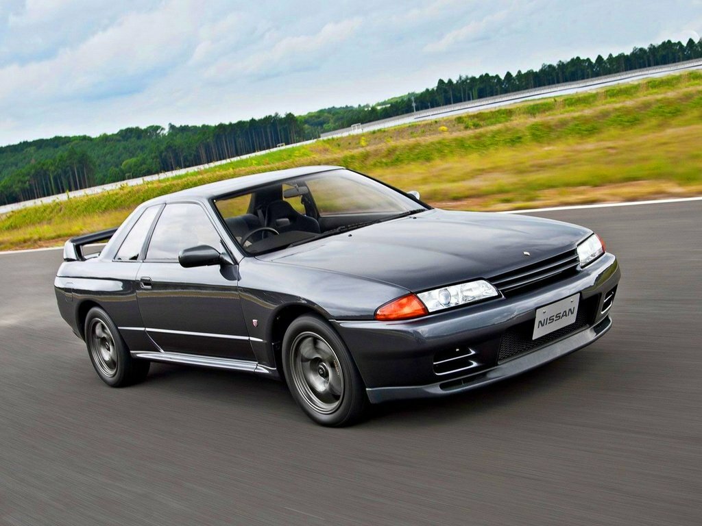 Nissan Skyline VIII (R32)