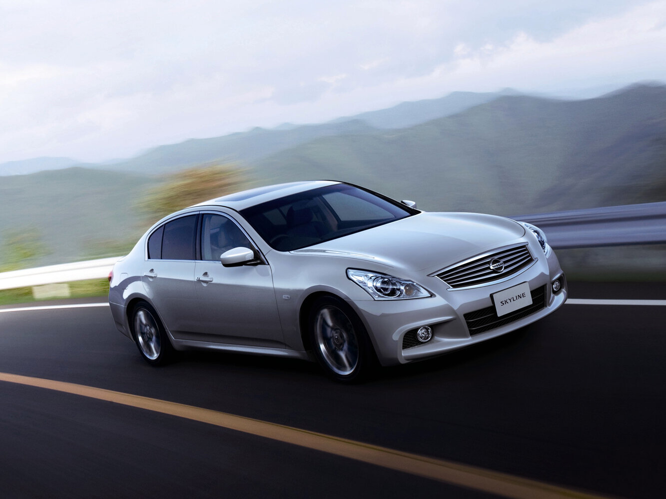 Nissan Skyline XII (V36) Рестайлинг, вид сбоку