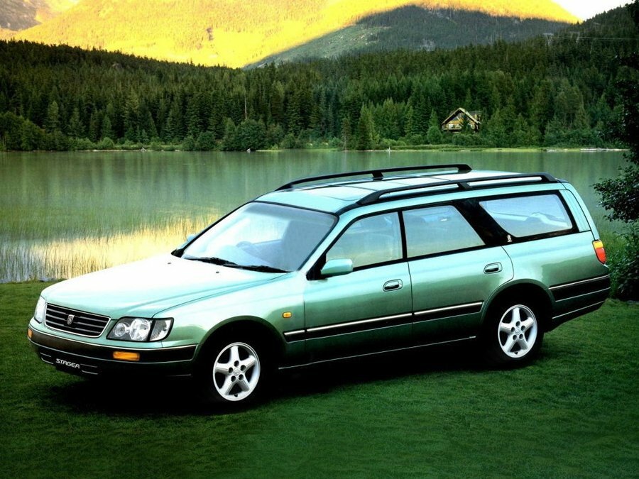 Nissan Stagea I
