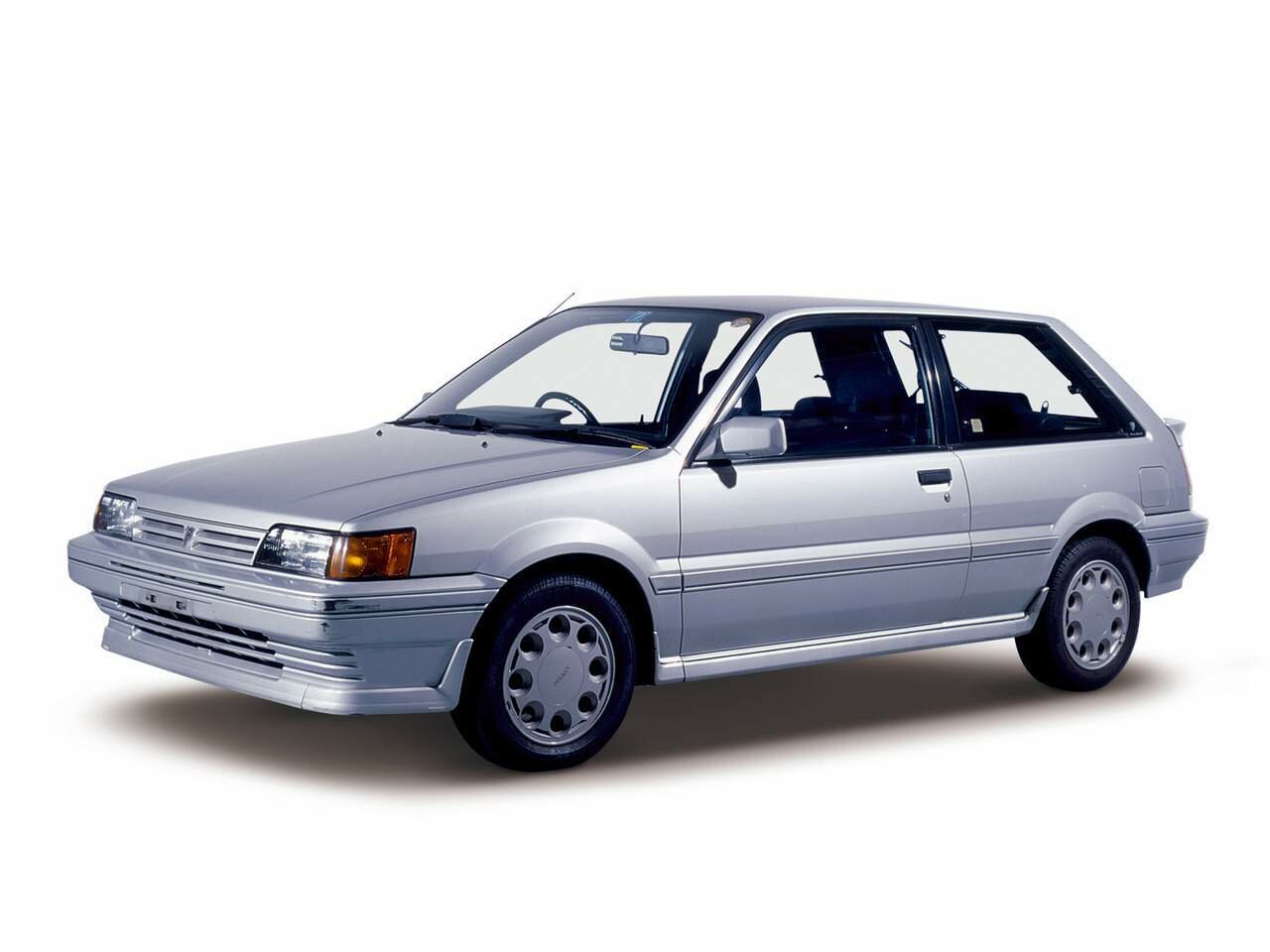 Nissan Sunny N13, Хэтчбек 3 дв.: фото поколения