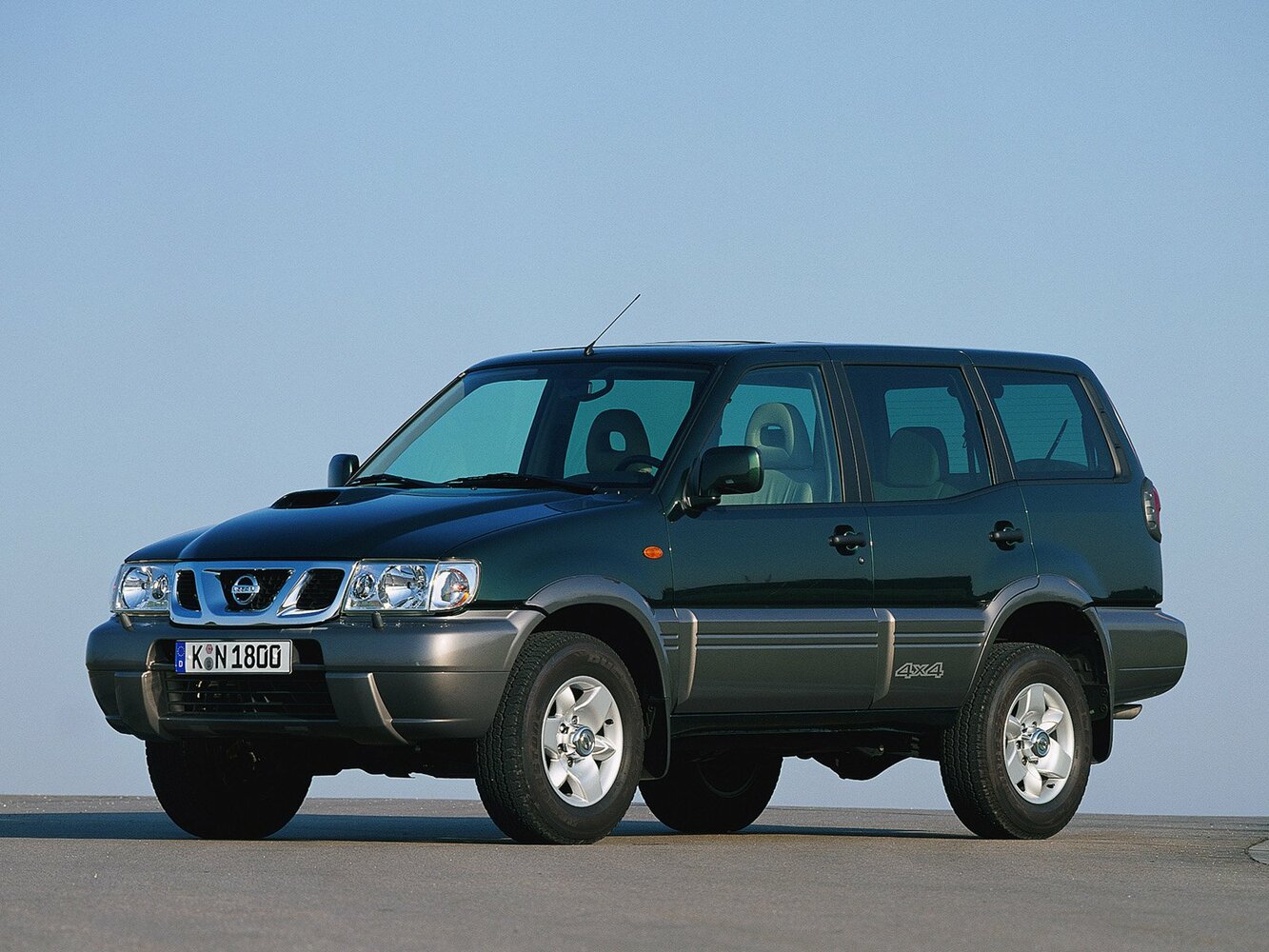Nissan Terrano II Рестайлинг 2, Внедорожник 5 дв.: фото поколения