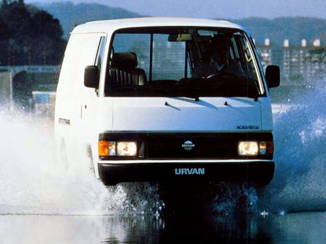 Nissan Urvan III (E24), Фургон: фото поколения