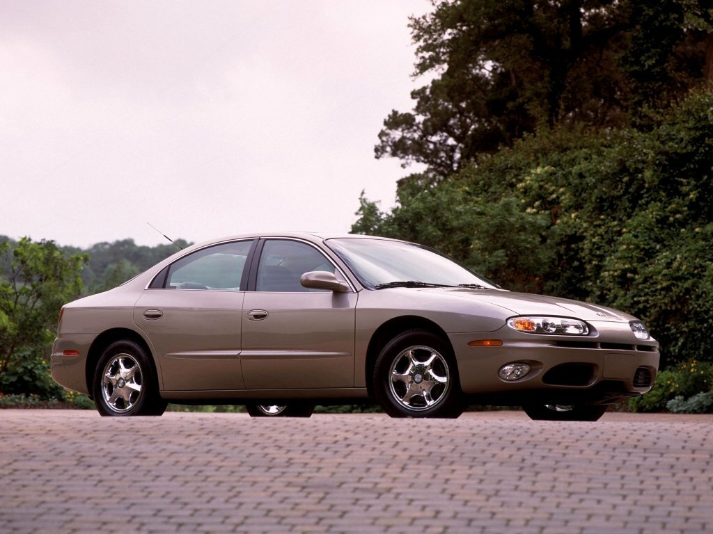 Oldsmobile Aurora