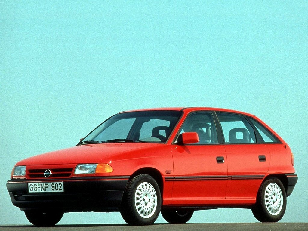Opel Astra F, Хэтчбек 5 дв.: фото поколения