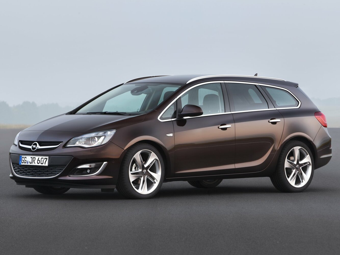 Opel Astra J Рестайлинг, Универсал 5 дв.: фото поколения