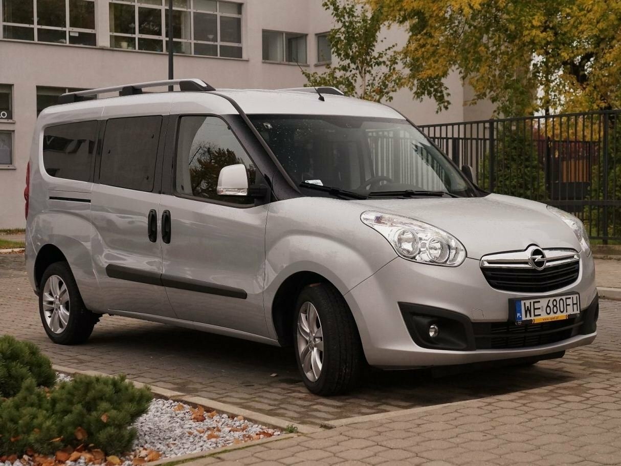 Opel Combo D, Компактвэн LWB: фото поколения