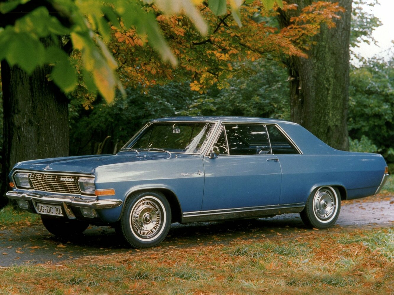 Opel Diplomat A, Купе: фото поколения
