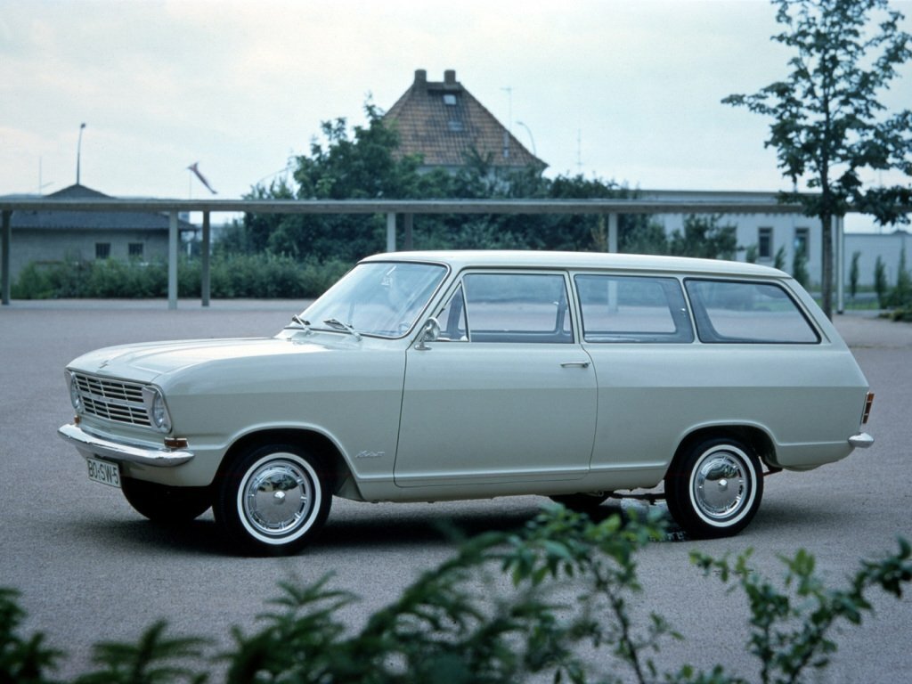 Opel Kadett B, вид сбоку