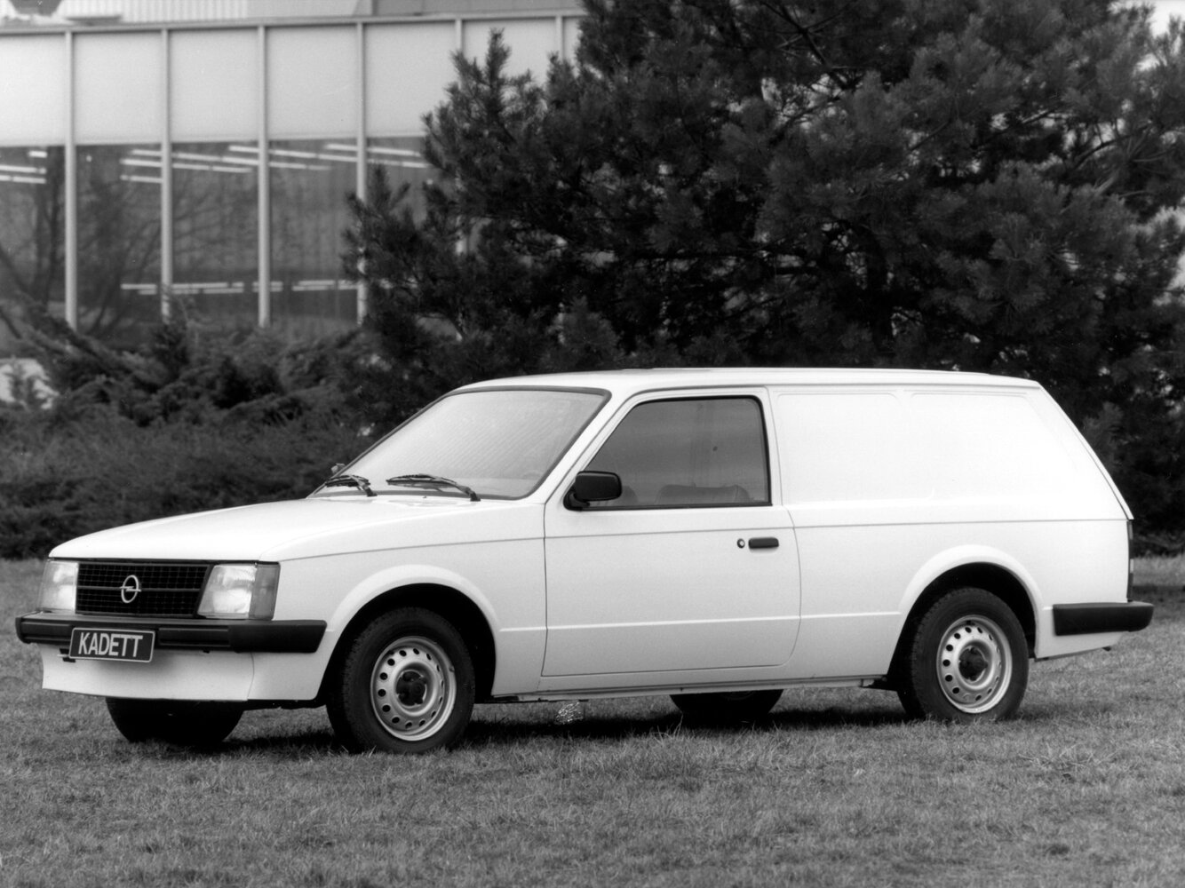 Opel Kadett D, Фургон: фото поколения