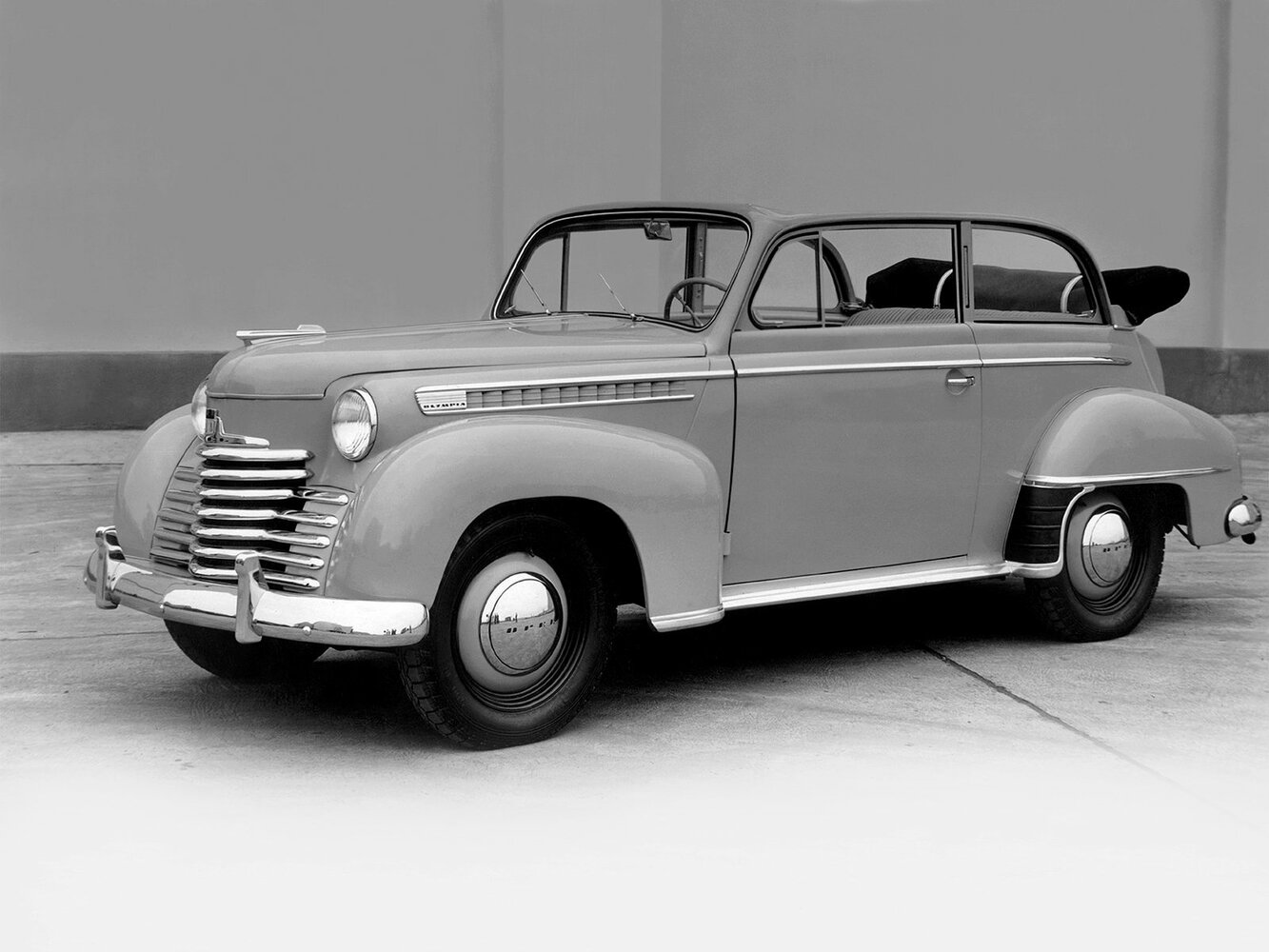 Opel Olympia II, вид сбоку