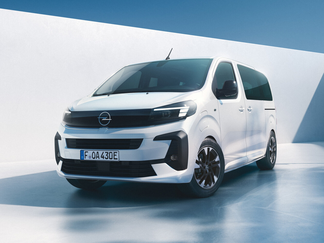 Opel Zafira Life I Рестайлинг, вид сбоку