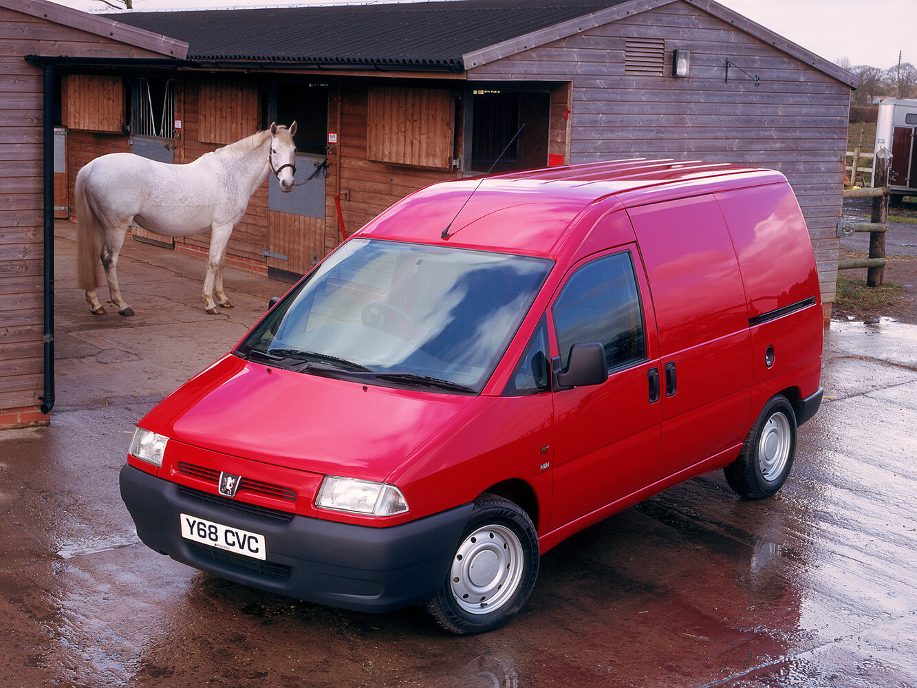 Peugeot Expert I, вид сбоку