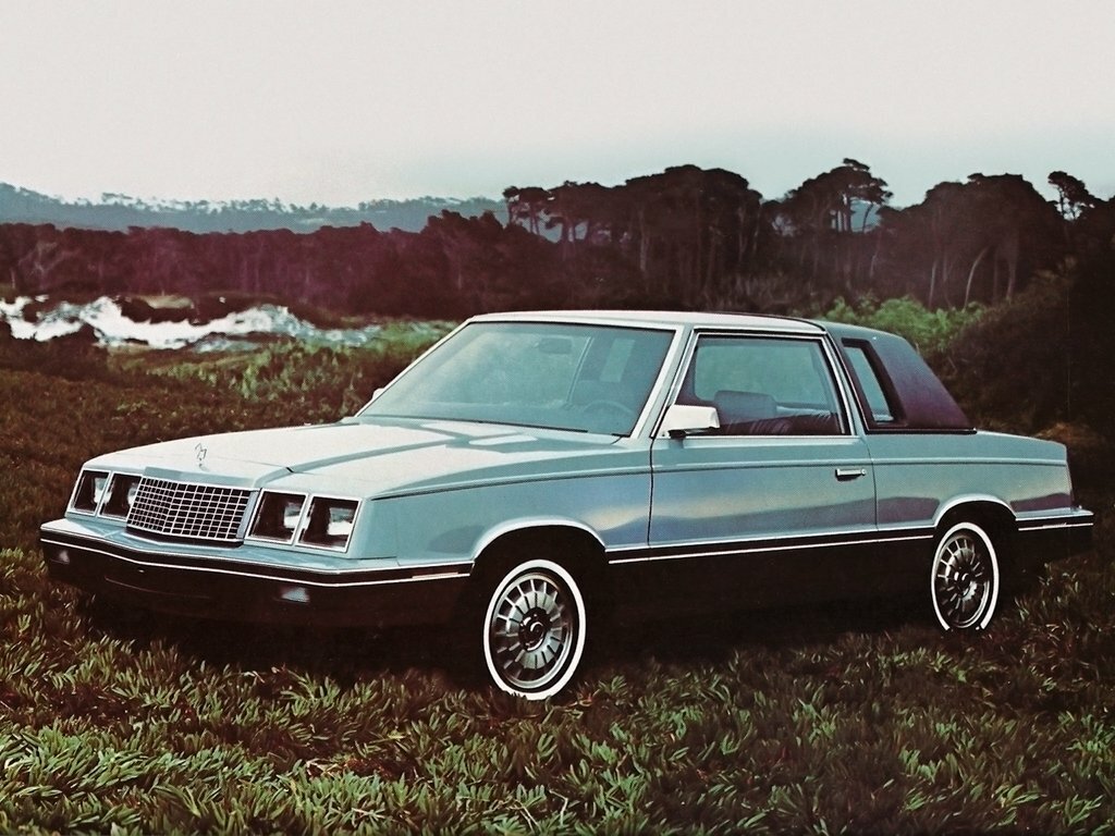 Plymouth Caravelle
