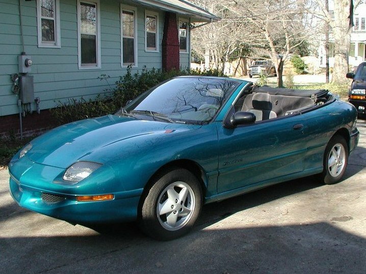 Pontiac Sunfire, вид сбоку