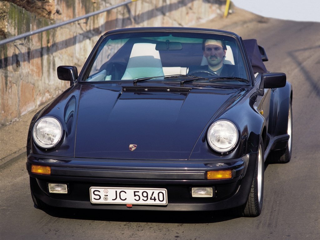 Porsche 911 II (911, 930), вид сбоку