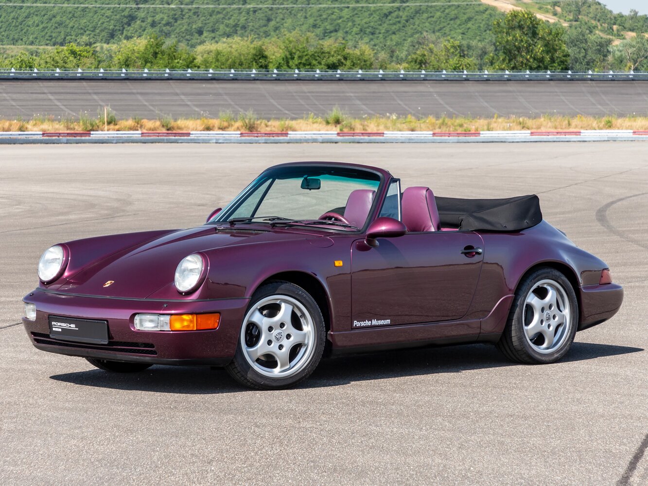 Porsche 911 III (964), вид сбоку