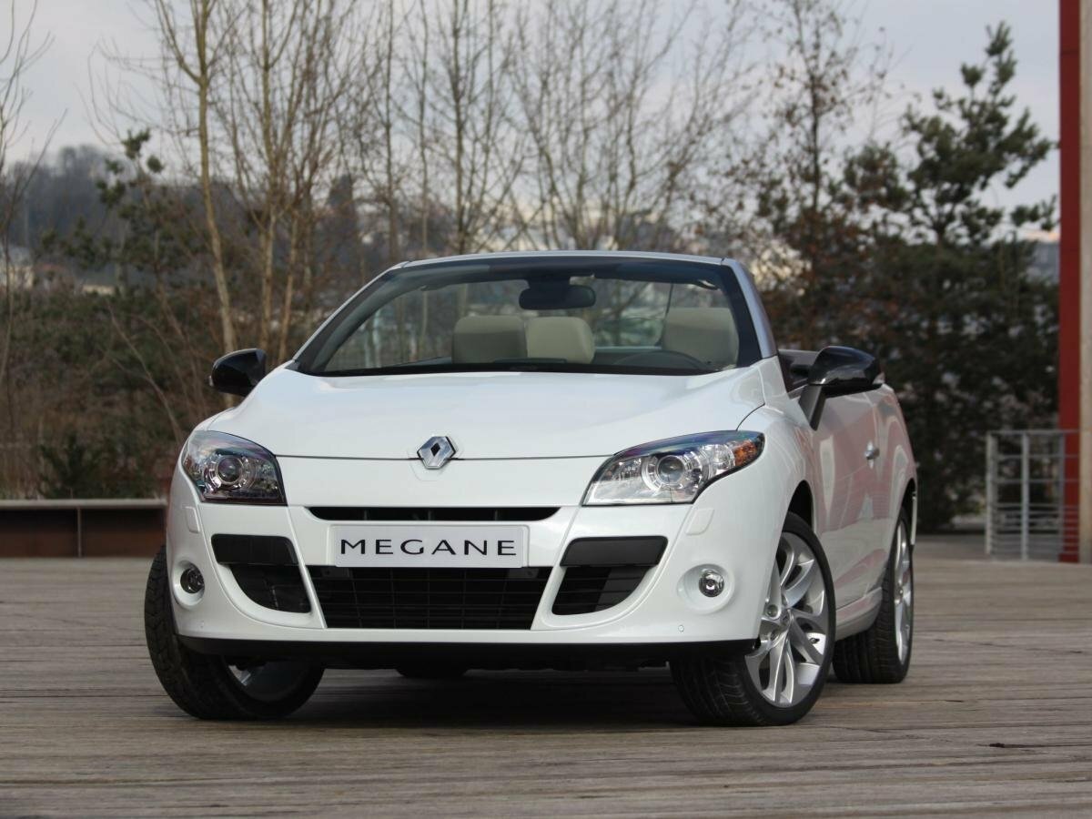 Renault Megane III, Кабриолет: фото поколения