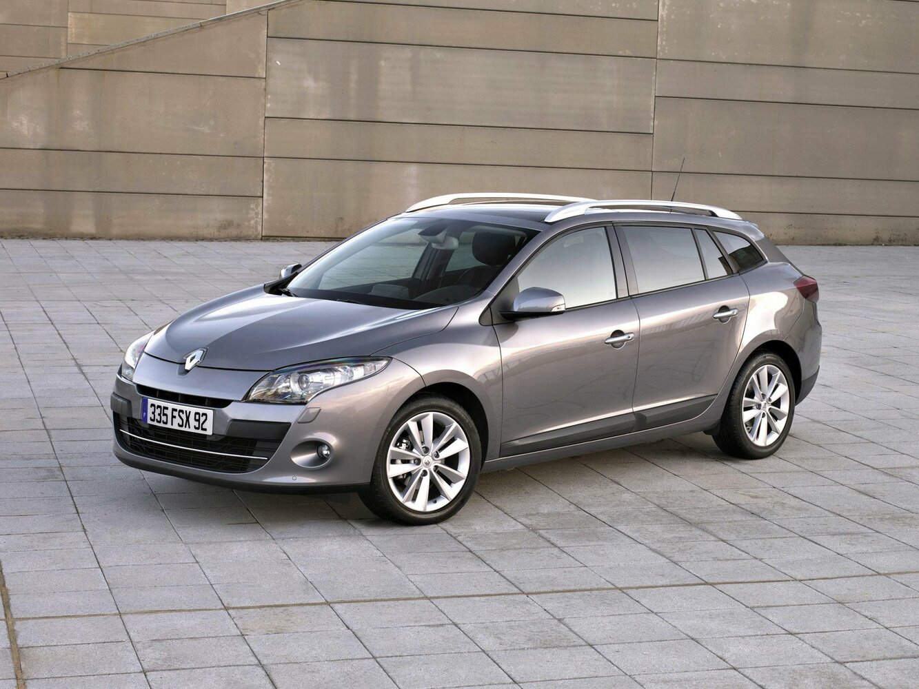 Renault Megane III, Универсал 5 дв.: фото поколения