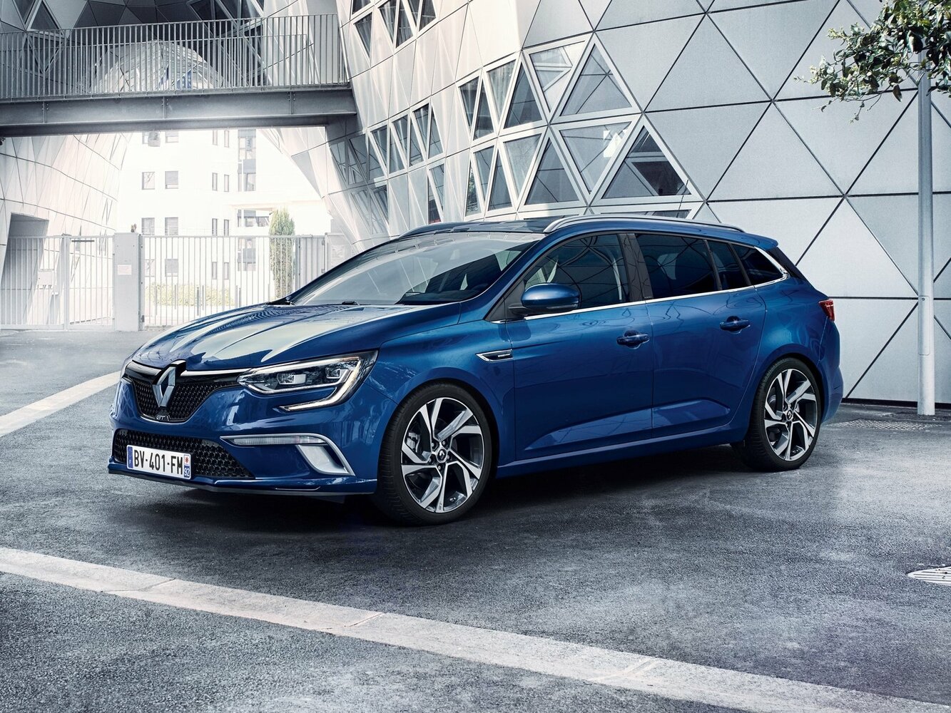 Renault Megane IV, Универсал 5 дв.: фото поколения