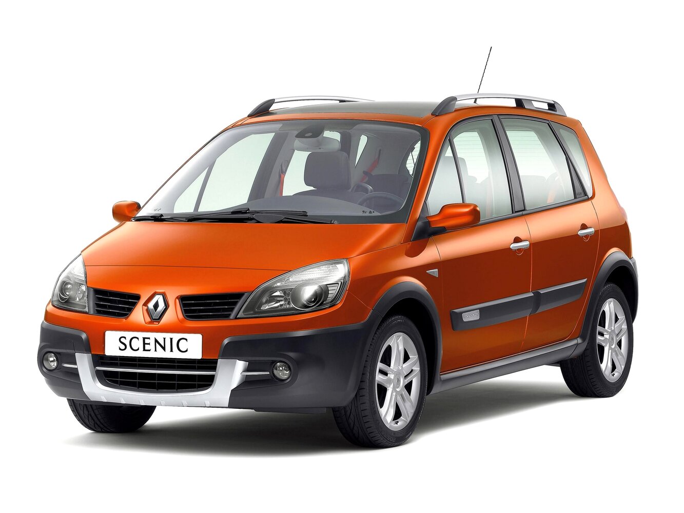 Renault Scenic II Рестайлинг, вид сбоку