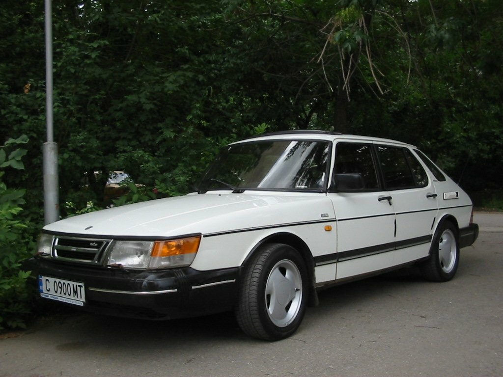 Saab 900 I, Хэтчбек 5 дв.: фото поколения