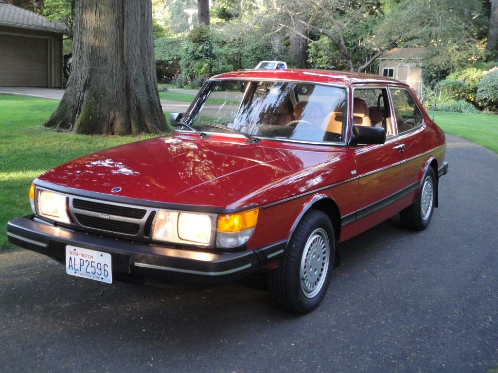 Saab 900 I, Седан 2 дв.: фото поколения