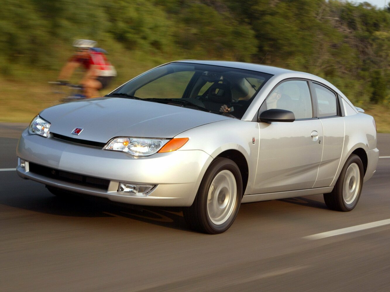 Saturn ION, Купе: фото поколения