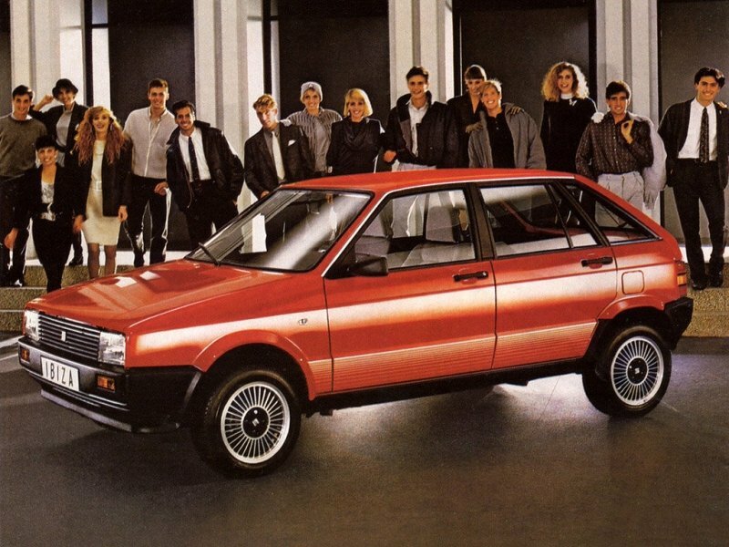 SEAT Ibiza I, Хэтчбек 5 дв.: фото поколения