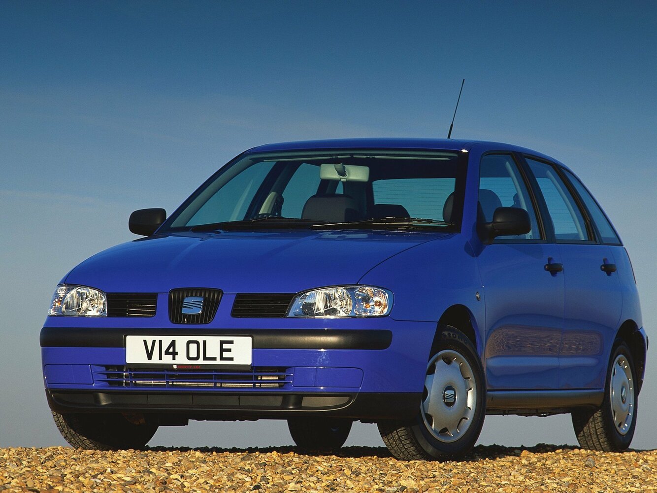 SEAT Ibiza II Рестайлинг, Хэтчбек 5 дв.: фото поколения