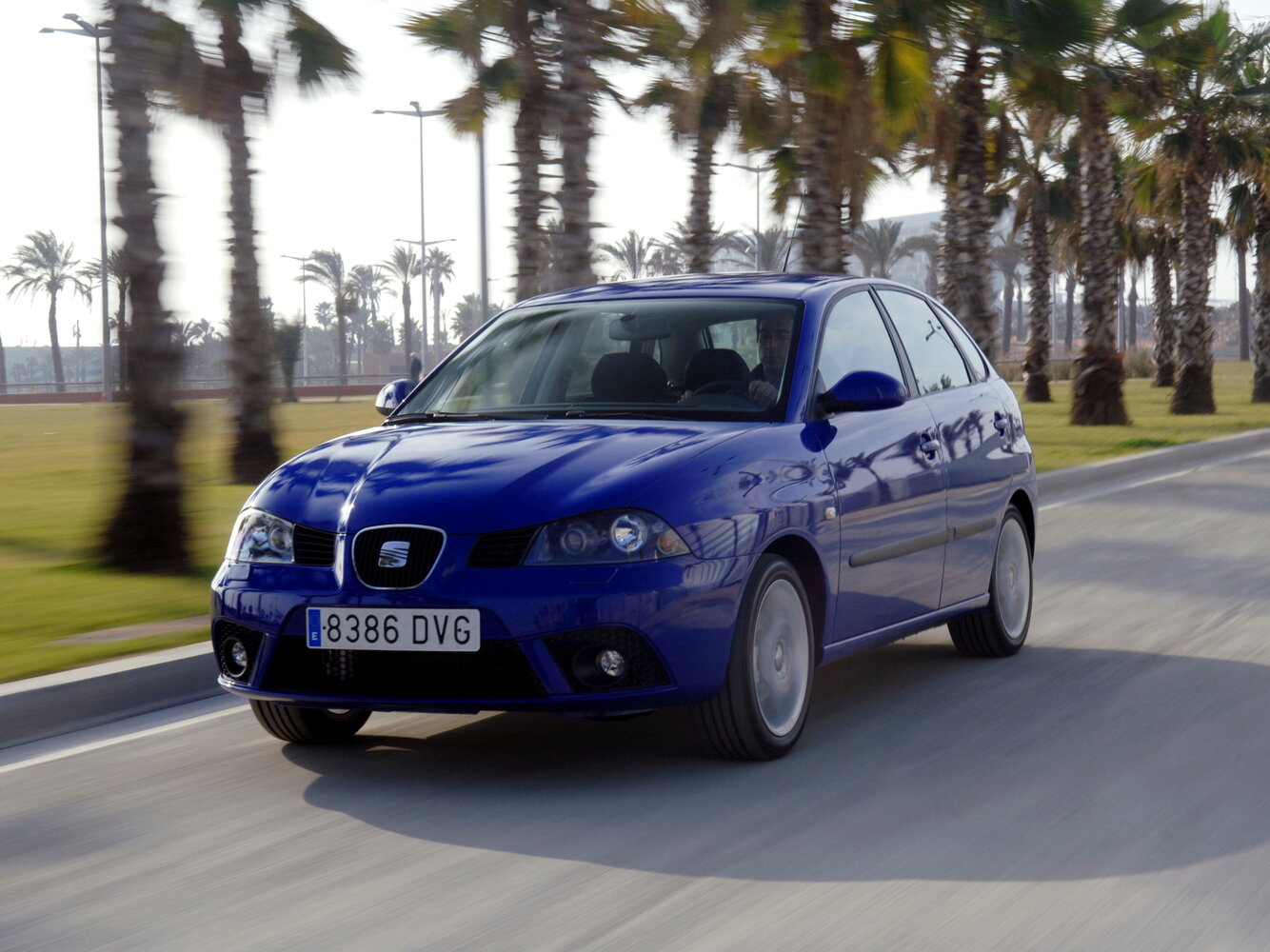 SEAT Ibiza III, Хэтчбек 5 дв.: фото поколения