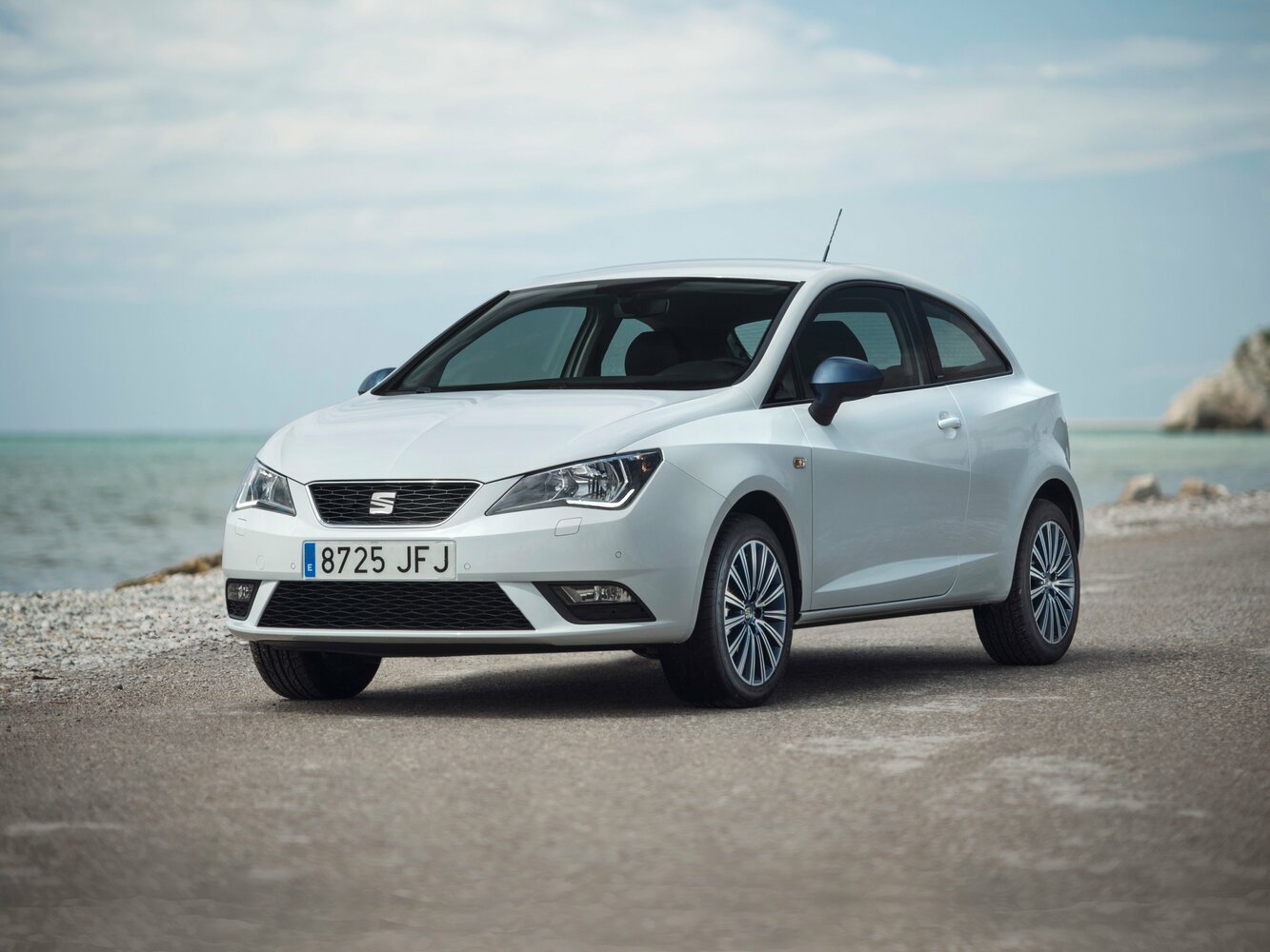 SEAT Ibiza IV Рестайлинг 2, вид сбоку