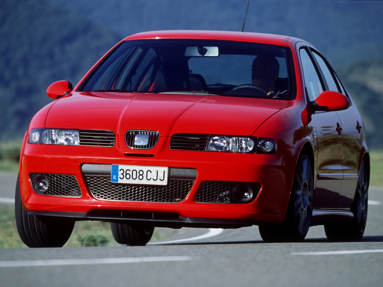 SEAT Leon Cupra I, вид сбоку