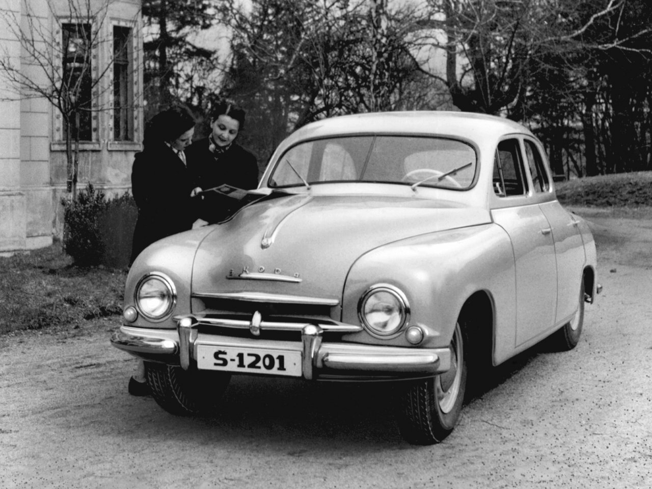 Skoda 1200 I, Седан 1201: фото поколения