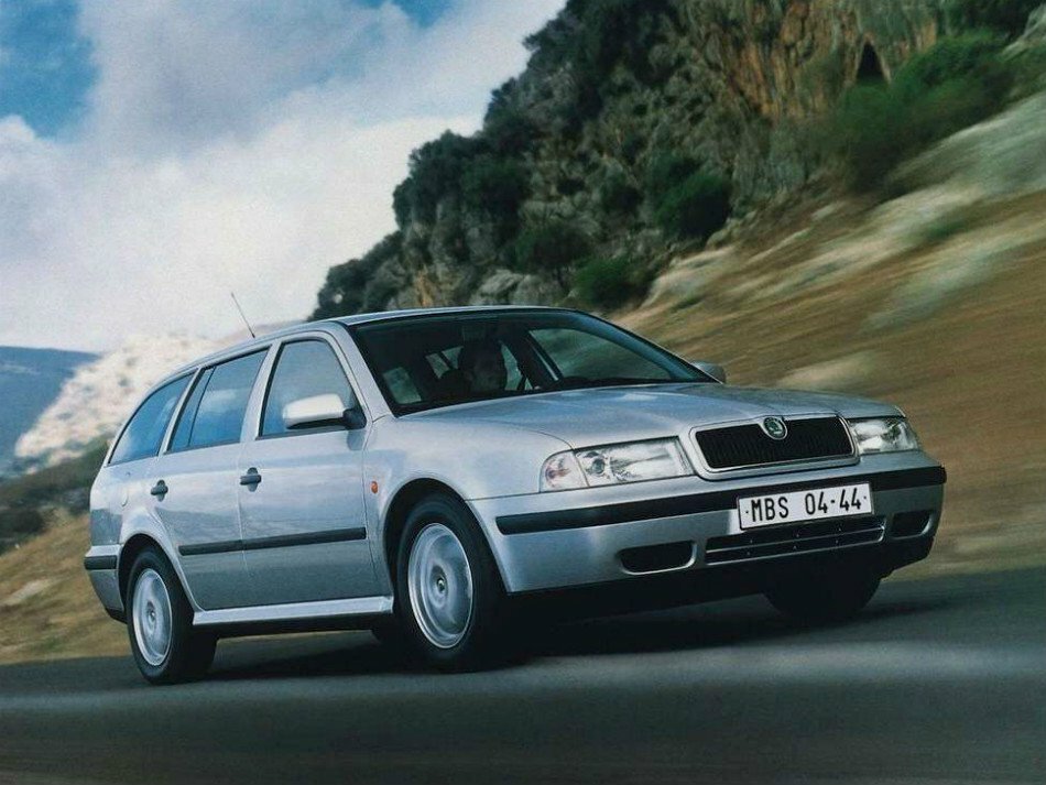Skoda Octavia I (A4), Универсал 5 дв.: фото поколения