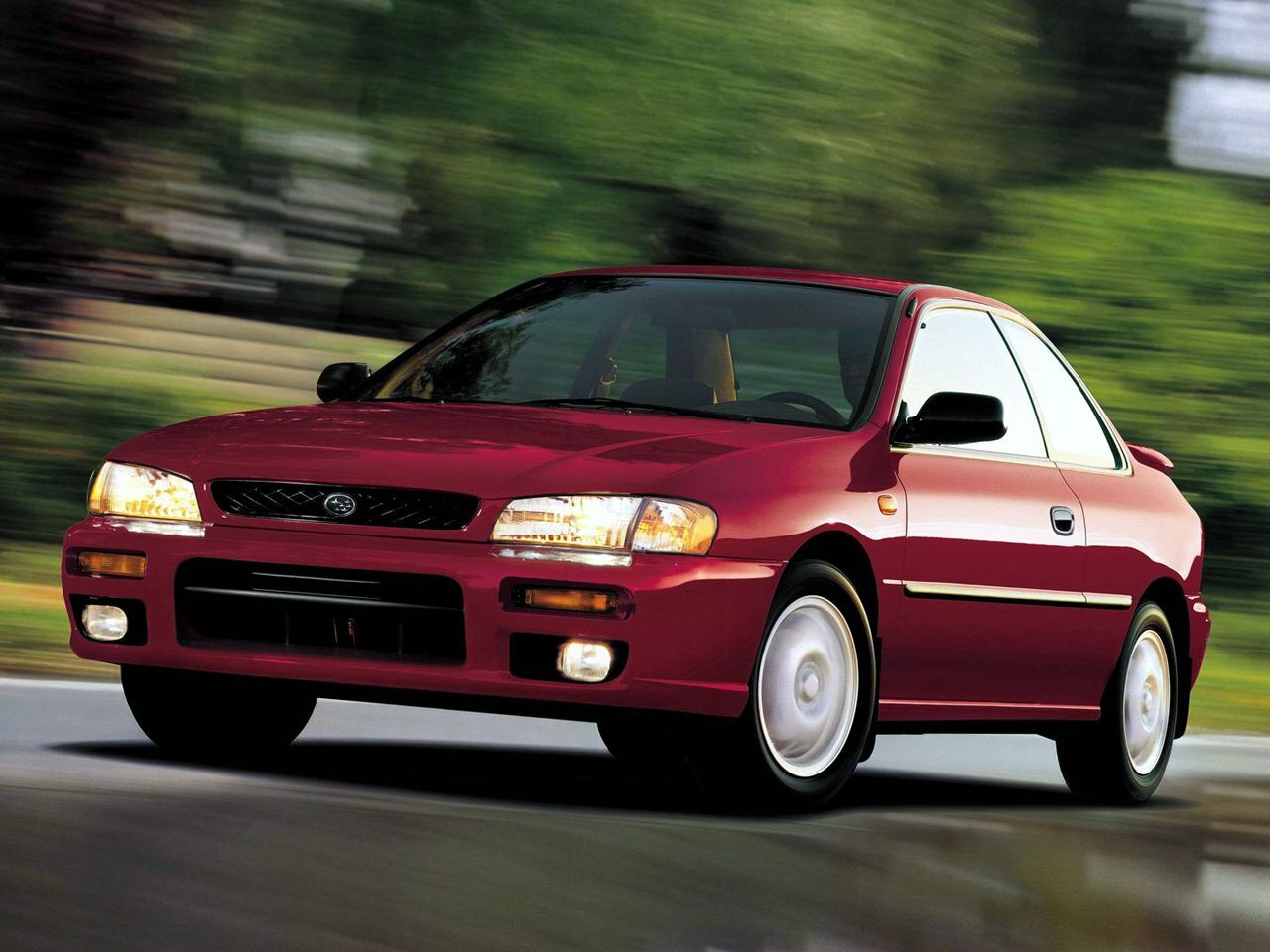 Subaru Impreza I, Купе: фото поколения