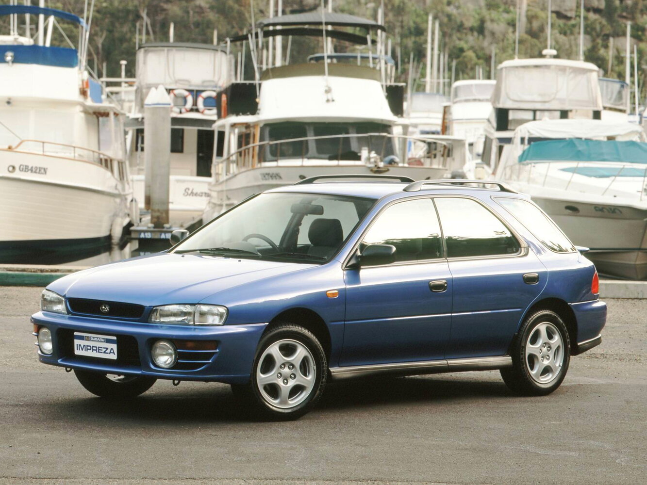 Subaru Impreza I, Универсал 5 дв.: фото поколения