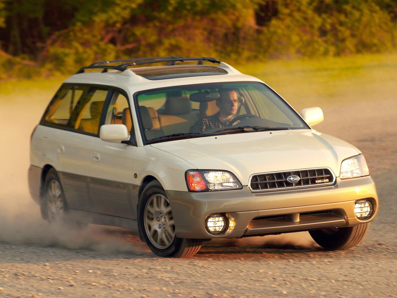 Subaru Outback II, вид сбоку