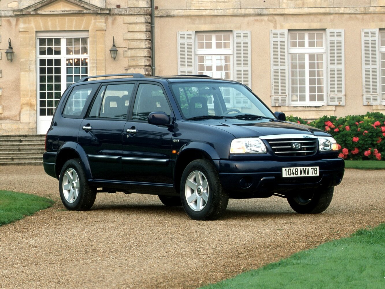 Suzuki Grand Vitara I Рестайлинг, вид сбоку