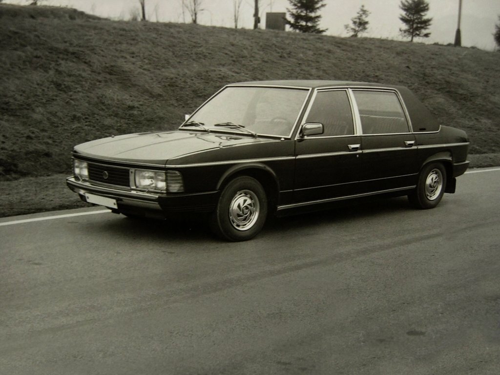 Tatra T613