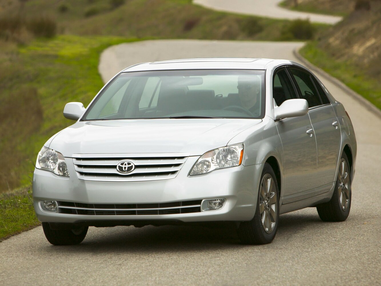 Toyota Avalon III