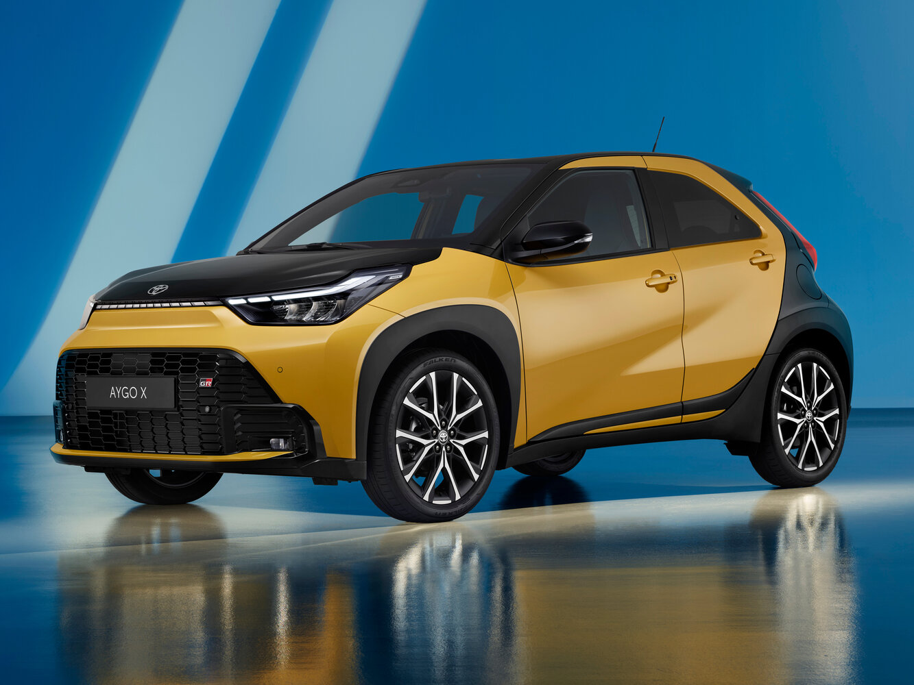 Toyota Aygo X I Рестайлинг, вид сбоку