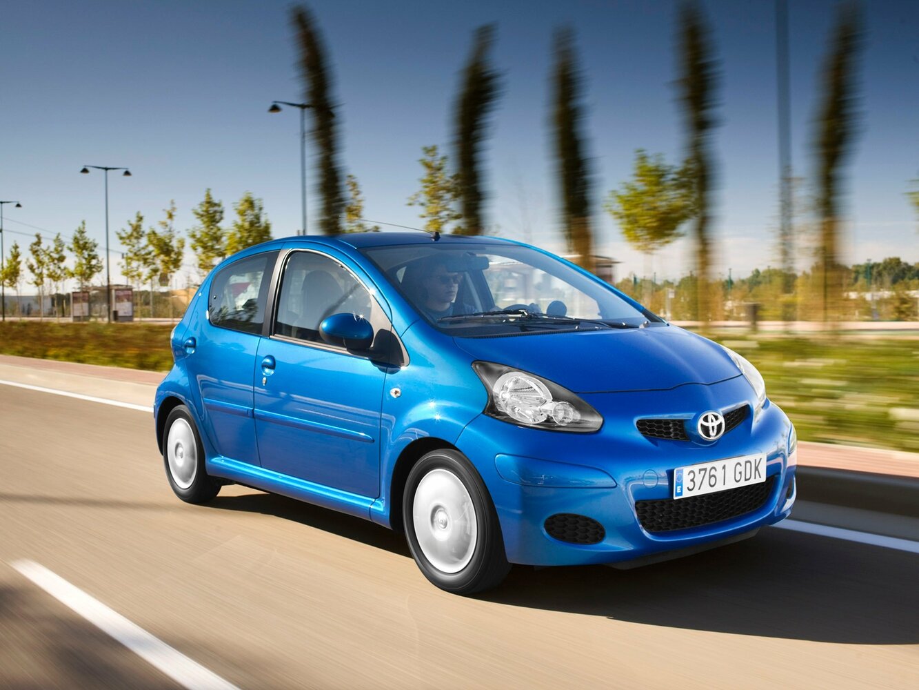 Toyota Aygo I Рестайлинг, Хэтчбек 5 дв.: фото поколения