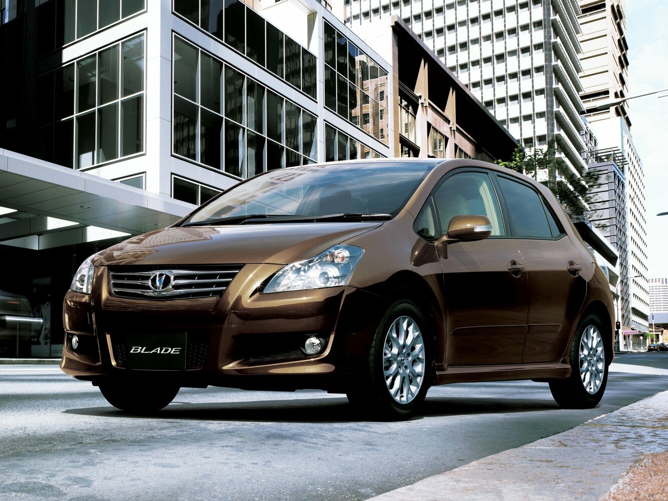 Toyota Blade I (E150)