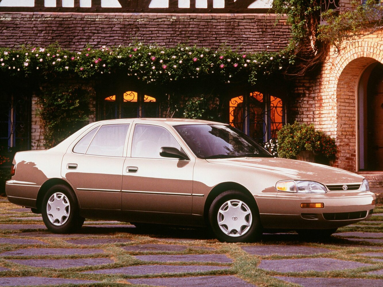 Toyota Camry III (XV10)