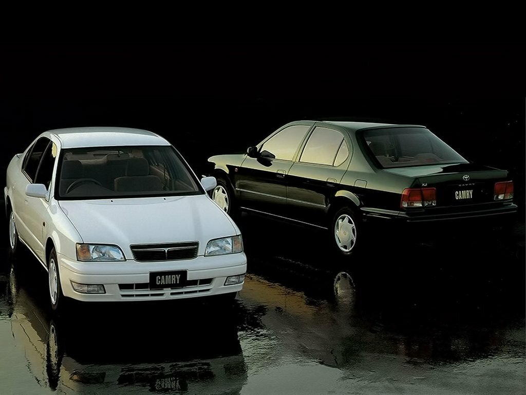 Toyota Camry V40