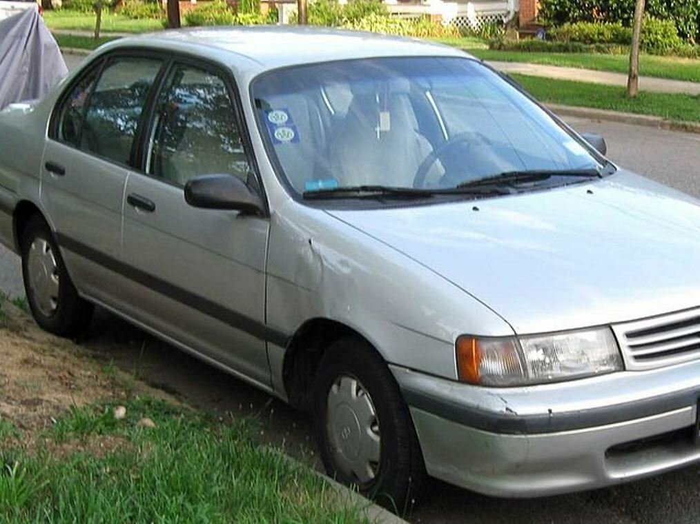 Toyota Corolla II IV (L40)