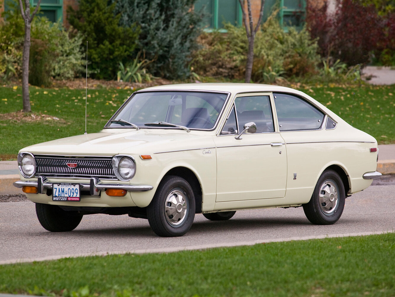Toyota Corolla i (E10)